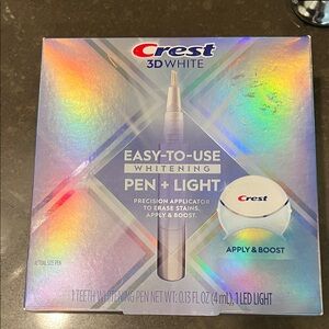 Crest 3D White Easy-to-Use Whitening Pen with LED Light